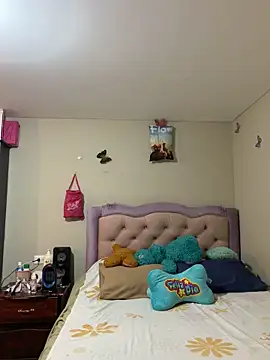 Snapshot of RubiaMorena chatting on March 15, 2026, 3:34 am RubiaMorena online show from March 15, 2026, 3:34 am