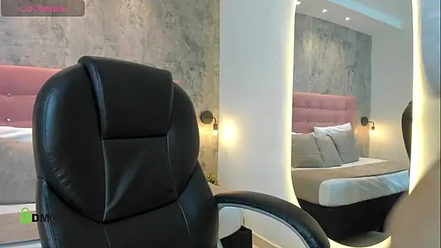 RomaBellanova online show from March 22, 2026, 8:45 pm