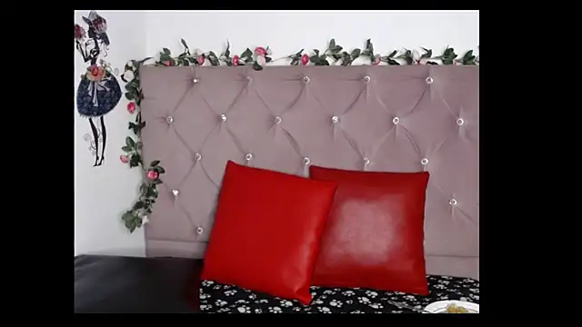 Snapshot of samanta_rosse20 chatting on May 21, 2026, 5:14 am samanta rosse20 online show from May 21, 2026, 5:14 am