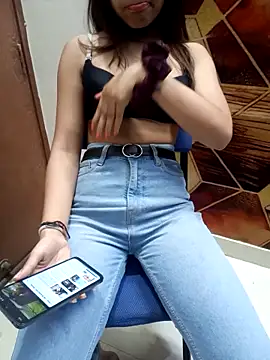 Sexy aakansha online show from March 29, 2026, 6:02 am