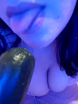 Lona Hot online show from April 1, 2026, 6:16 pm