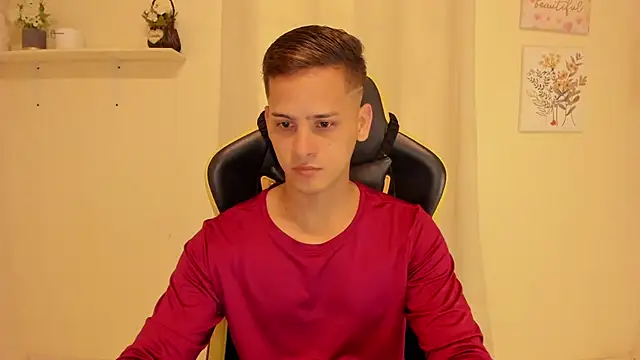 Snapshot of sexy_andres01 chatting on June 24, 2026, 2:16 pm sexy andres01 online show from June 24, 2026, 2:16 pm