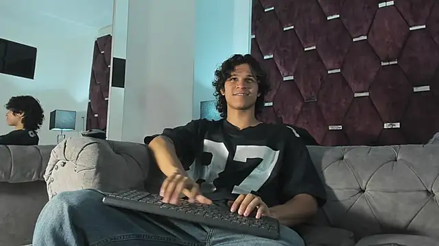 TonyBenedetti online show from April 1, 2026, 8:06 pm