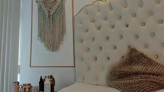 Snapshot of Sara_funy chatting on February 25, 2026, 12:26 pm Sara funy online show from February 25, 2026, 12:26 pm