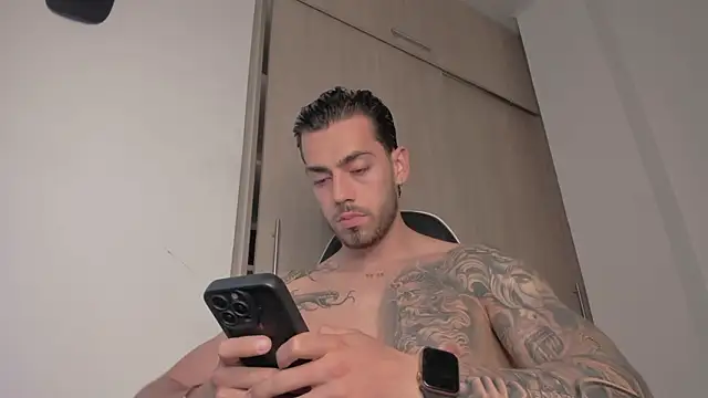 Axel  Blaze online show from March 16, 2026, 12:20 pm