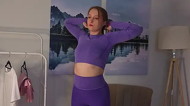 Snapshot of AraSuits chatting on February 28, 2026, 5:08 am AraSuits online show from February 28, 2026, 5:08 am