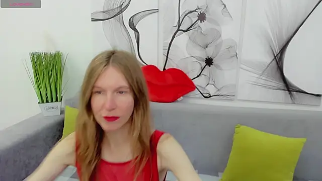 Mira XOo online show from April 10, 2026, 1:49 pm