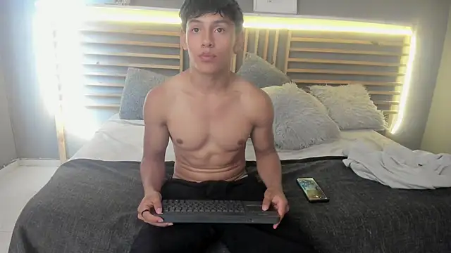 clark ken01 online show from March 19, 2026, 9:19 pm