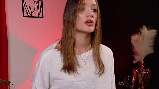 Mia Benett  online show from May 22, 2026, 1:39 pm