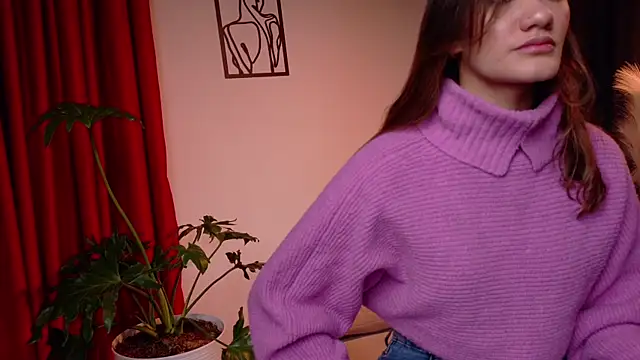 Mia Benett  online show from June 19, 2026, 2:10 pm