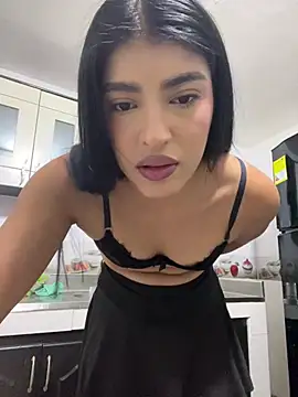 Snapshot of Misty-kat chatting on July 3, 2026, 8:37 pm Misty-kat online show from July 3, 2026, 8:37 pm