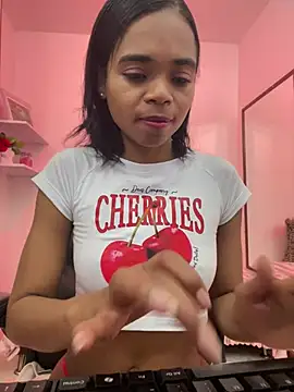 camila avila online show from April 7, 2026, 3:40 am