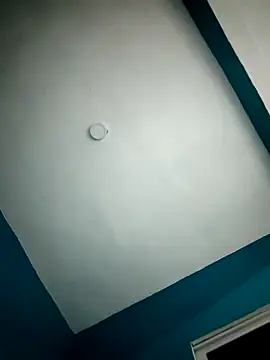 Snapshot of Hugaldo11 chatting on February 25, 2026, 6:23 am Hugaldo11 online show from February 25, 2026, 6:23 am