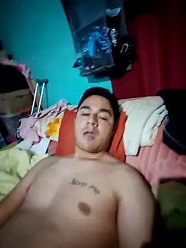 Snapshot of Hugaldo11 chatting on March 3, 2026, 2:56 pm Hugaldo11 online show from March 3, 2026, 2:56 pm