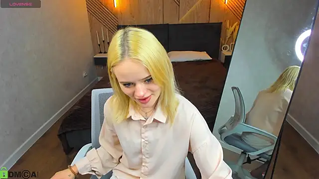 Tessa Ashe online show from March 25, 2026, 9:26 am