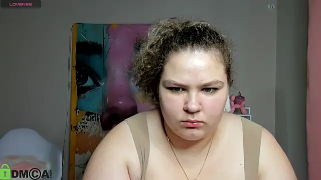 SofiRoce online show from July 24, 2026, 5:05 am