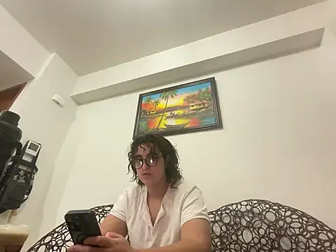 Snapshot of yassiestar chatting on February 28, 2026, 9:38 pm yassiestar online show from February 28, 2026, 9:38 pm