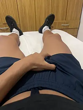 Snapshot of RuinedQuark chatting on February 26, 2026, 3:00 pm RuinedQuark online show from February 26, 2026, 3:00 pm