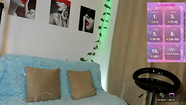 Snapshot of Rebeca_Marchetti chatting on May 11, 2026, 9:23 pm Rebeca Marchetti online show from May 11, 2026, 9:23 pm
