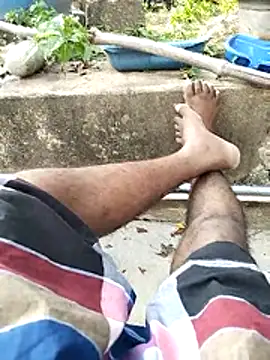 sathish2895 online show from May 26, 2026, 11:06 am