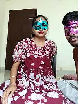 Snapshot of Sweet_Cpl_ chatting on March 2, 2026, 5:08 am Sweet Cpl online show from March 2, 2026, 5:08 am