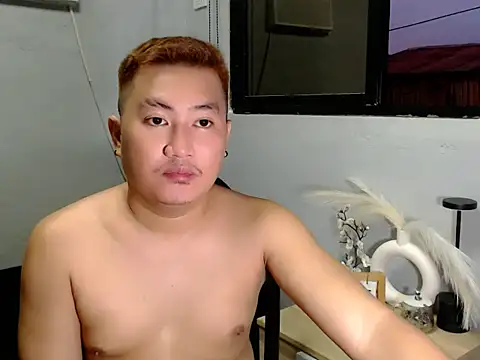Snapshot of Bigdaddybear888 chatting on July 20, 2026, 10:39 am Bigdaddybear888 online show from July 20, 2026, 10:39 am