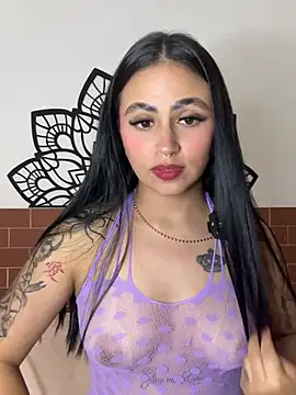 Snapshot of Emily_cute777 chatting on February 26, 2026, 5:17 am Emily cute777 online show from February 26, 2026, 5:17 am