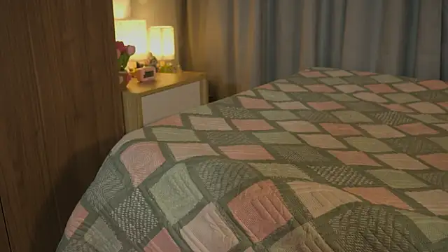 AitanaJhons  online show from April 26, 2026, 10:57 am