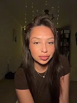 Fragile Tease online show from March 21, 2026, 3:37 pm