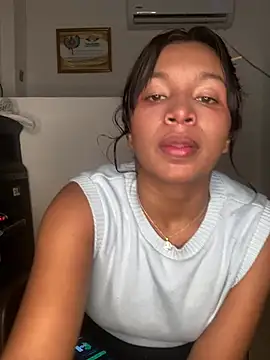 Snapshot of Eloise_aksnes chatting on June 8, 2026, 4:46 am Eloise aksnes online show from June 8, 2026, 4:46 am