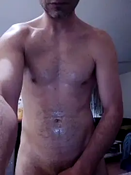 Snapshot of Hornybalkanmen12 chatting on May 30, 2026, 6:05 pm Hornybalkanmen12 online show from May 30, 2026, 6:05 pm