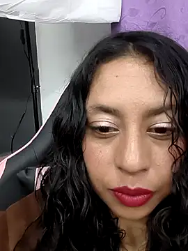 Snapshot of melsylatina chatting on March 29, 2026, 6:02 am melsylatina online show from March 29, 2026, 6:02 am