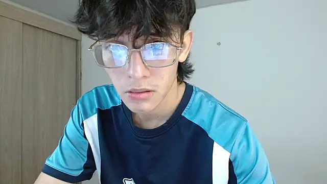 Snapshot of noah_millerx chatting on June 16, 2026, 10:12 pm noah millerx online show from June 16, 2026, 10:12 pm
