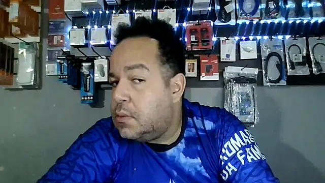 UrsoBissexualPauGrosso online show from April 16, 2026, 4:52 pm