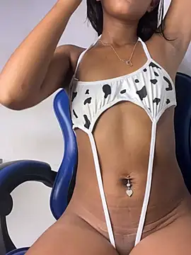 Snapshot of Maddie_7 chatting on April 1, 2026, 2:56 am Maddie 7 online show from April 1, 2026, 2:56 am