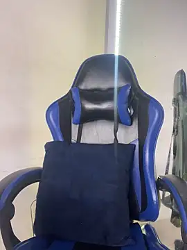 Snapshot of Maddie_7 chatting on April 12, 2026, 3:00 am Maddie 7 online show from April 12, 2026, 3:00 am