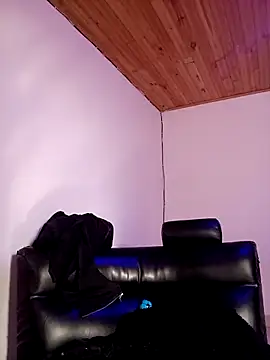 Snapshot of agathamoont chatting on February 28, 2026, 1:34 pm agathamoont online show from February 28, 2026, 1:34 pm