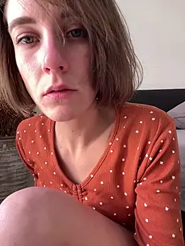 Kamorana online show from March 15, 2026, 4:24 pm