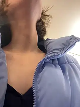 Kamorana online show from March 19, 2026, 11:25 am