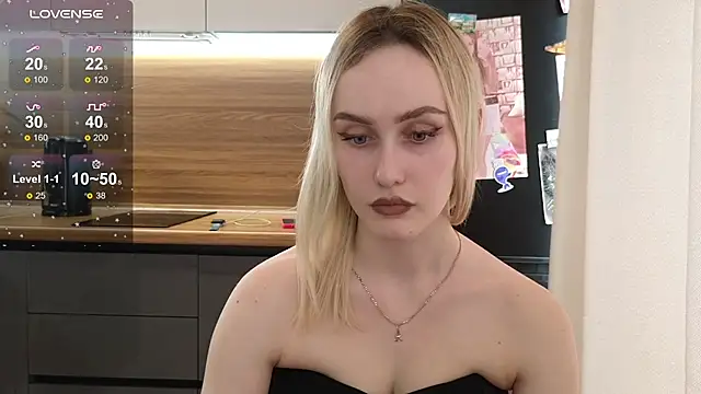 Bella Villen online show from July 28, 2026, 9:59 am