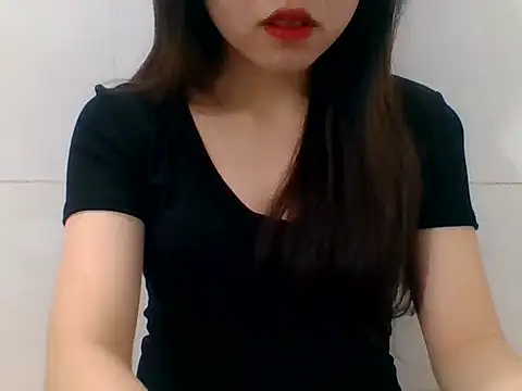 Snapshot of kiraa-007 chatting on June 6, 2026, 5:39 pm kiraa-007 online show from June 6, 2026, 5:39 pm