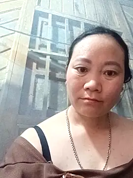 Lindxx-hot online show from March 25, 2026, 10:49 pm