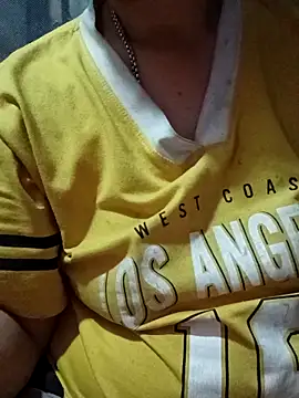 Lindxx-hot online show from April 16, 2026, 9:50 pm