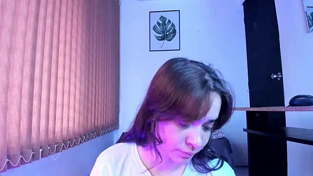  VALERIAGOMEZ online show from July 24, 2026, 12:25 pm