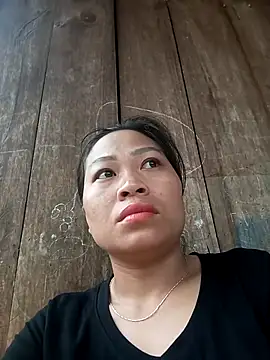 Mizu-hotshow online show from April 16, 2026, 11:07 pm