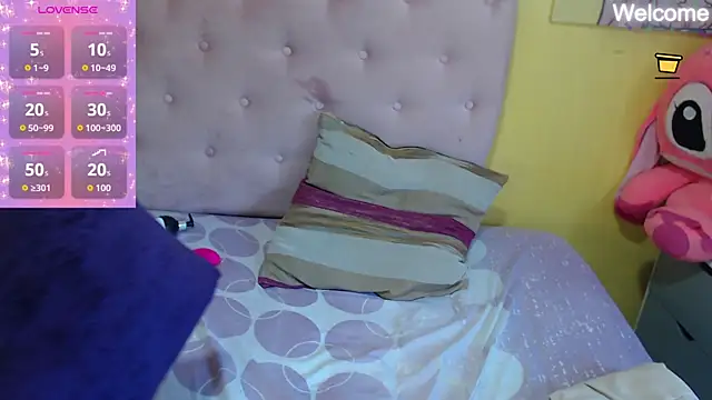 Snapshot of Sophiiee_Gray chatting on June 10, 2026, 2:38 pm Sophiiee Gray online show from June 10, 2026, 2:38 pm