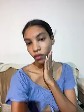 Snapshot of ginevere_20 chatting on July 18, 2026, 7:50 pm ginevere 20 online show from July 18, 2026, 7:50 pm