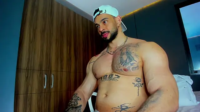 massimo visconti online show from March 12, 2026, 10:16 pm