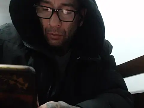 Snapshot of GaboMix4728 chatting on March 1, 2026, 9:11 am GaboMix4728 online show from March 1, 2026, 9:11 am