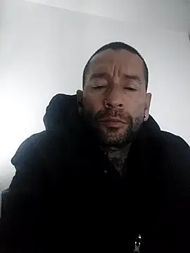 Snapshot of GaboMix4728 chatting on March 14, 2026, 2:28 am GaboMix4728 online show from March 14, 2026, 2:28 am